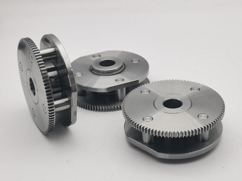 CNC obrábění čtyřčepová sestava kliky Geneva